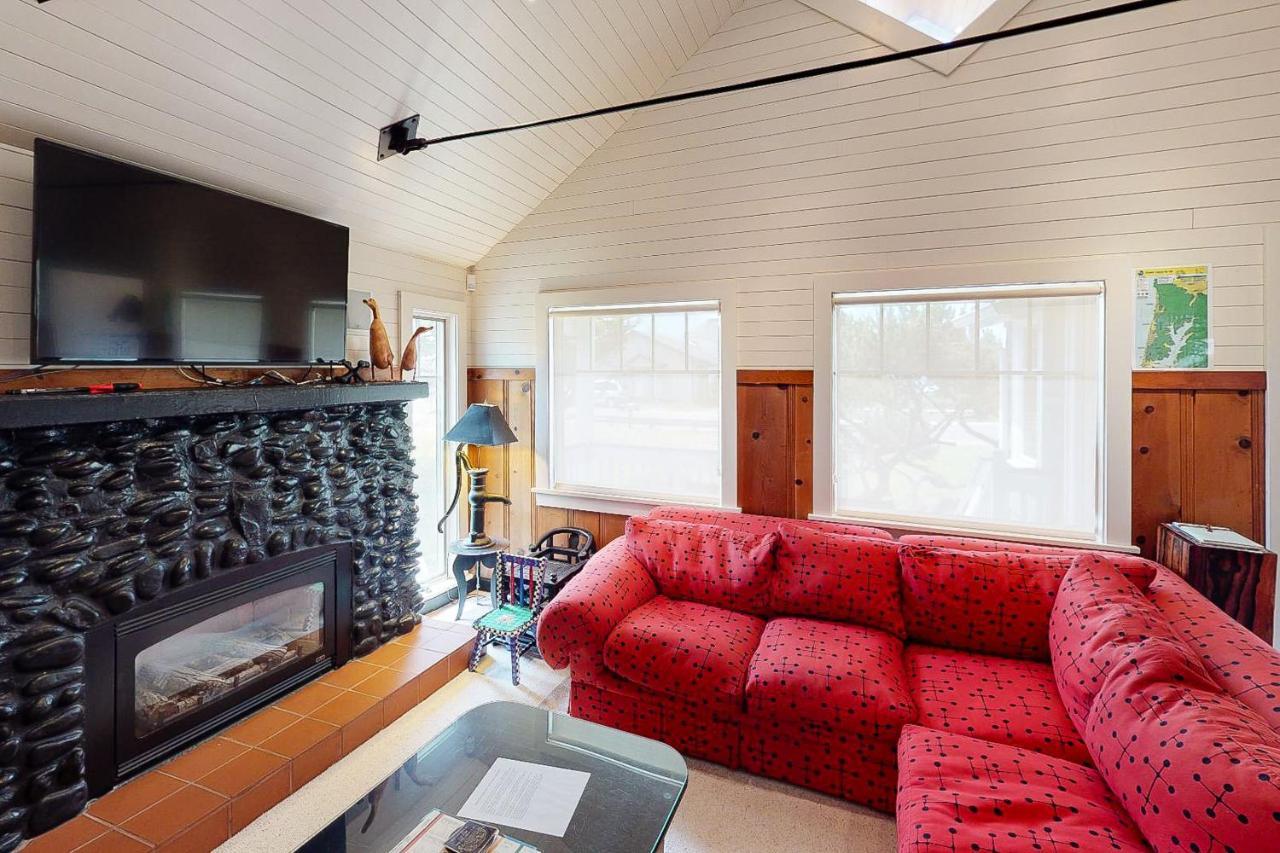 Wecoma Creekside Villa Lincoln City Eksteriør bilde
